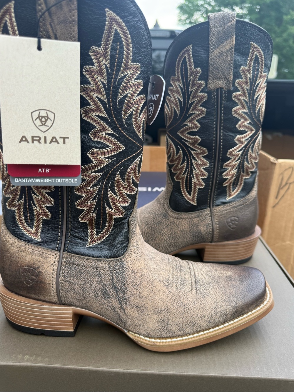 Ariat Renegade boots medium width new